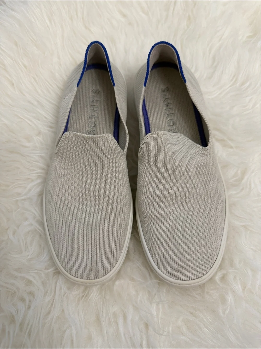 Rothy's Sneaker Women Light Gray Slip-On Loafers with Navy Trim Size 6